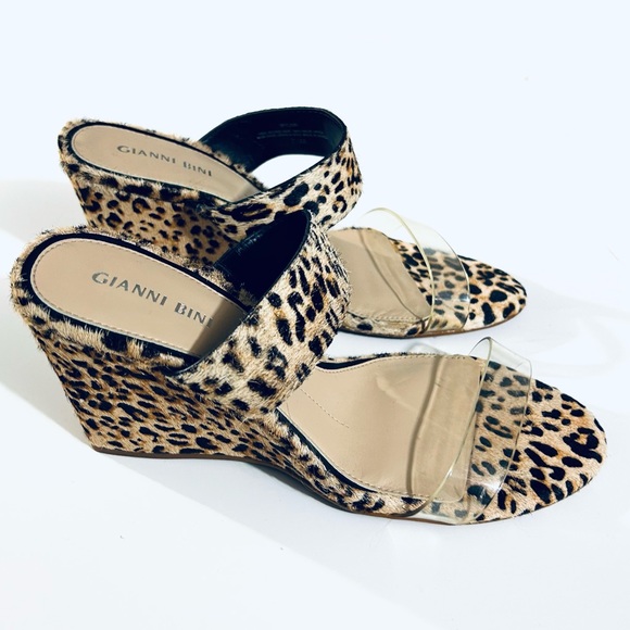 Gianni Bini Women’s Cheetah Wedge Open Toe Sandal size 7.5 - Picture 1 of 8